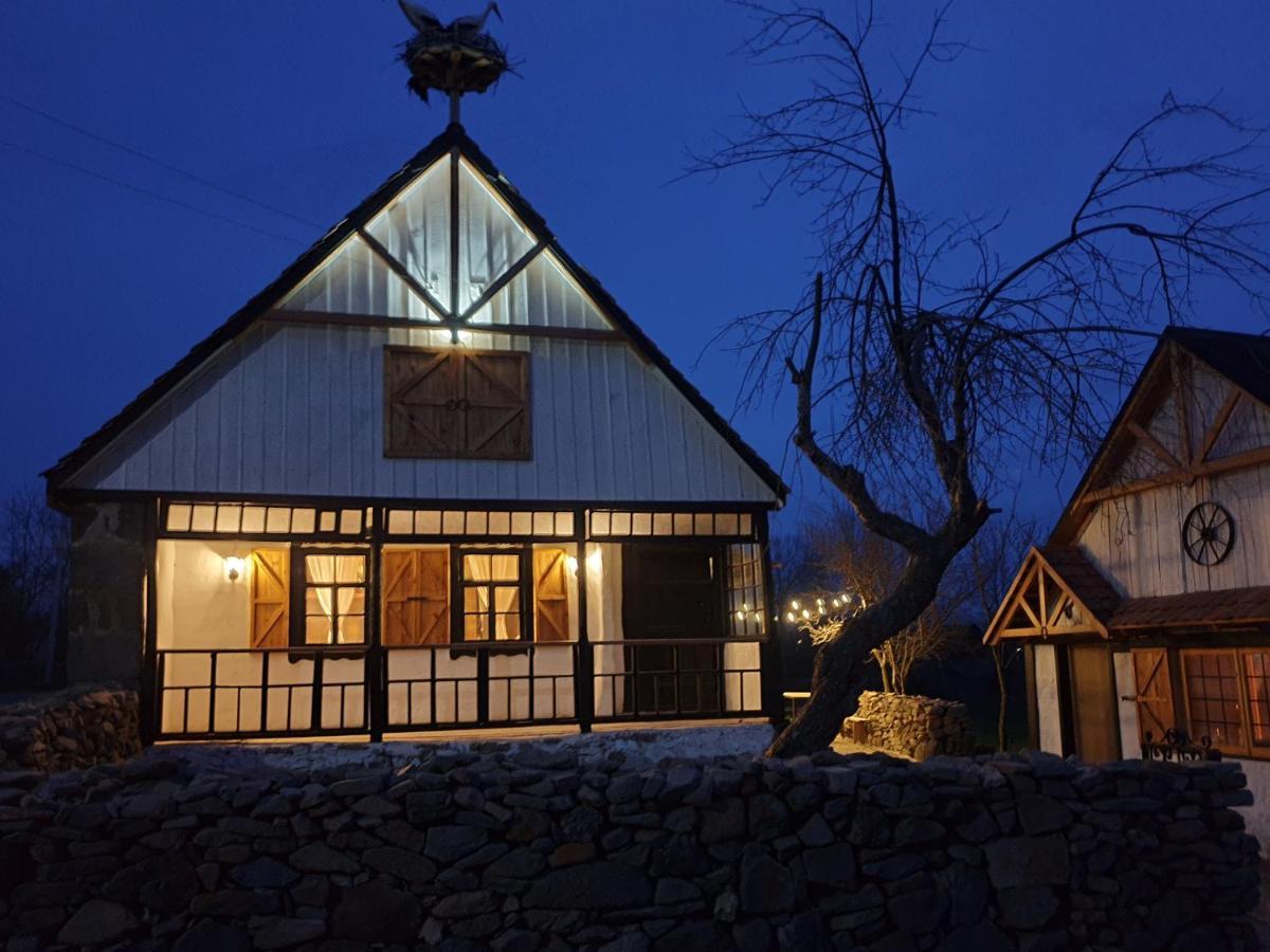 Hnameni Bovadzor Lodge Exterior photo