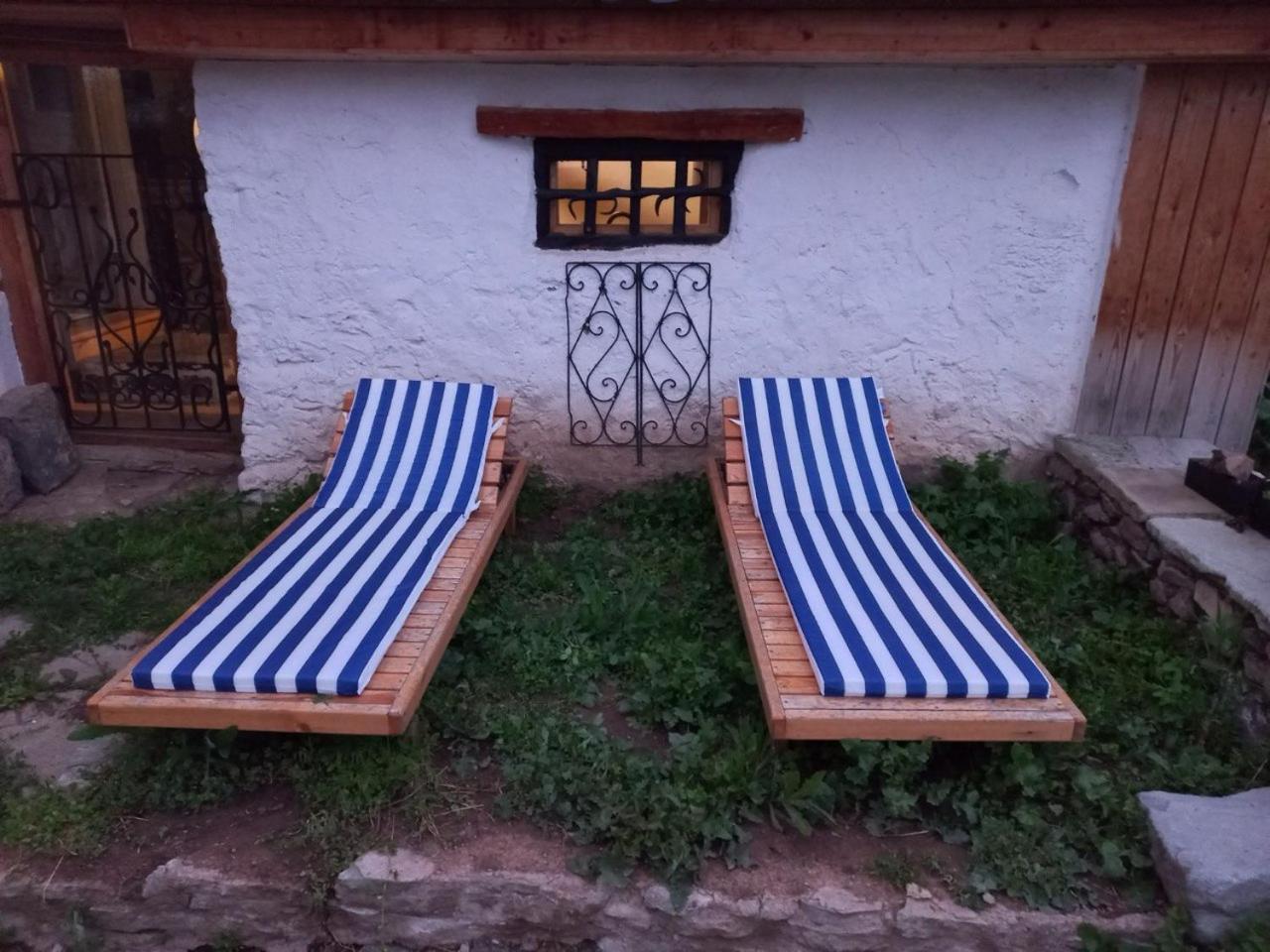 Hnameni Bovadzor Lodge Exterior photo