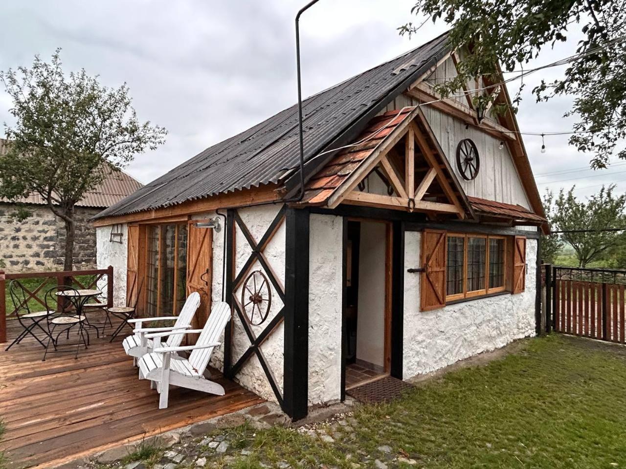 Hnameni Bovadzor Lodge Exterior photo