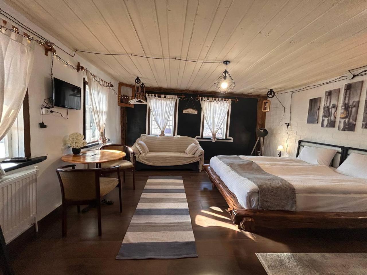 Hnameni Bovadzor Lodge Exterior photo